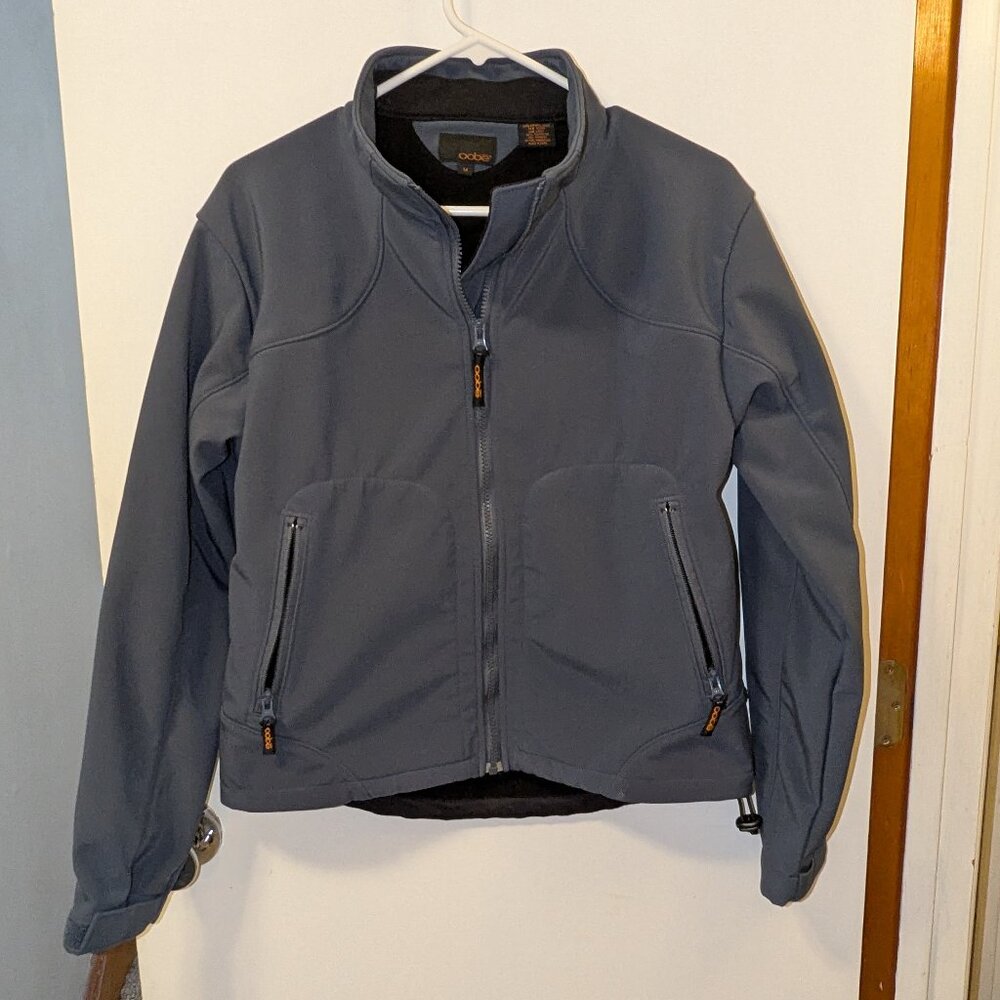 OOBE Men’s Softshell Jacket - Size Medium